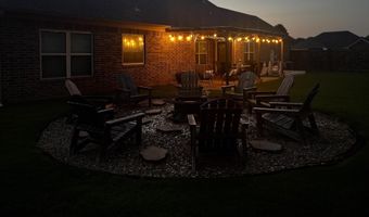 169 Creekside Dr, Austin, AR 72007