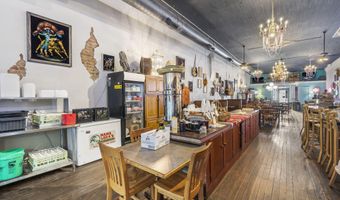 111-115 W Main St, Ash Grove, MO 65604