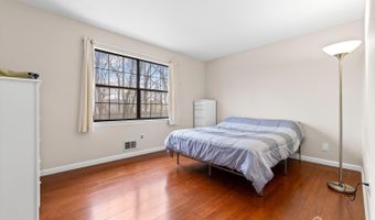 52 Westside Ave, Avenel, NJ 07001