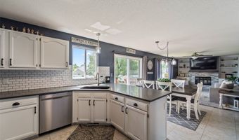 2914 SW Glenbrooke Blvd, Ankeny, IA 50023