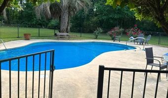 105 Willow Dr, Andalusia, AL 36421