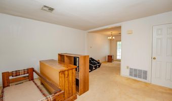 19 CLIPPER Ct, Atlantic City, NJ 08401