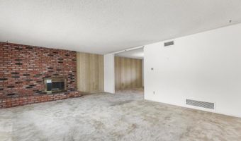 5995 BROADMOOR Dr, La Mesa, CA 91942