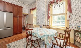 26 N GREENWICH St, Alloway, NJ 08001