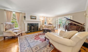 50 0 Indian Trl, Barnstable, MA 02630