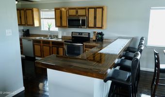 9019 St. Teresa Dr, Bay St. Louis, MS 39520