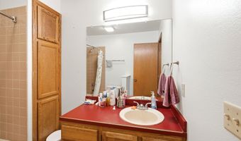 1681 Elcadore Dr, Anchorage, AK 99507