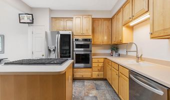 7716 EFFINGHAM Sq, Alexandria, VA 22315