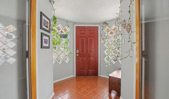 1008 Parkland Pl SE, Albuquerque, NM 87108