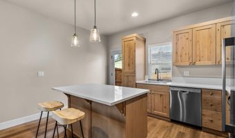 63266 NW Ski Ln, Bend, OR 97703