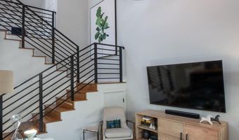 1949 NW Monterey Pines Dr UNIT 4, Bend, OR 97703