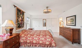 1261 Joyce Ln, Ann Arbor, MI 48103