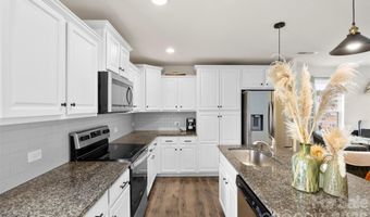 717 Lexington Dr, Albemarle, NC 28001