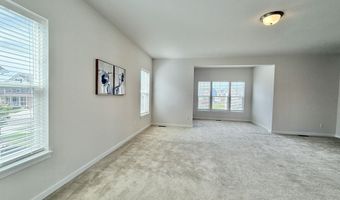 6394 S Trailwoods Dr, Ann Arbor, MI 48103