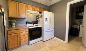 4686 Knickerbocker Cir, Ashtabula, OH 44004
