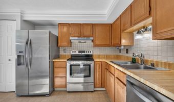 6109 GARDENIA Ct, Alexandria, VA 22310