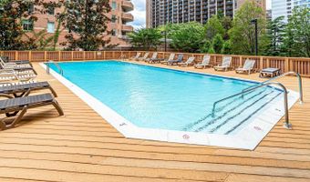 1211 S EADS St #1203, Arlington, VA 22202