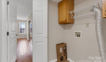 4603 Breakers Ln, Asheville, NC 28806