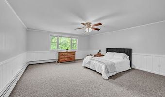 9 Arapaho Rd, Brookfield, CT 06804