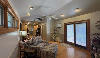 8908 Fox Ave, Allen Park, MI 48101