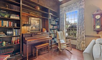 3826 Mississippi 18, Brandon, MS 39042