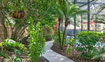 1043 LAKESIDE Dr, Apopka, FL 32712