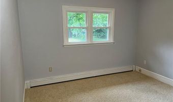 10 Cavalier Rd, Narragansett, RI 02882