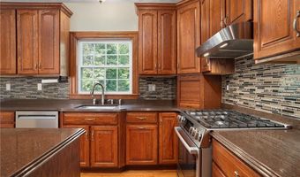625 Cherry Farm Rd, Burrillville, RI 02830