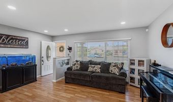 9201 Brookside Cir, Spring Valley, CA 91977