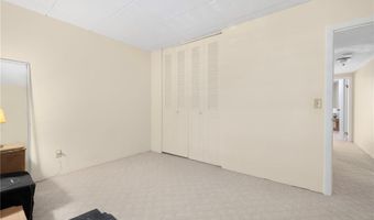 143 Hoffman Ave 205, Cranston, RI 02920