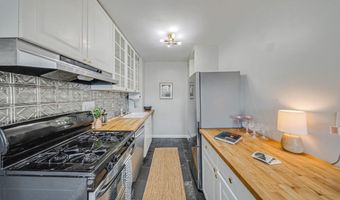 1300 ARLINGTON Rdg 708, Arlington, VA 22202