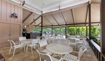 319 Kaelepulu Dr 202, Kailua, HI 96734