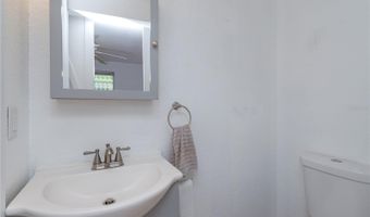 823 NAPLES Dr, Orlando, FL 32804