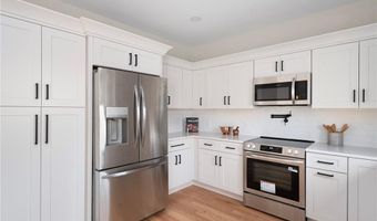 27 Holly St, East Providence, RI 02915