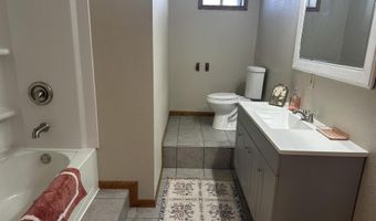 17928 State Highway Z, Aurora, MO 65605