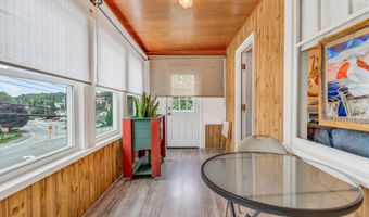 233 Northern Ave, Augusta, ME 04330