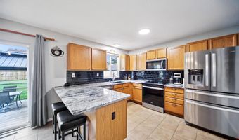 1515 Aspen Dr, Adel, IA 50003