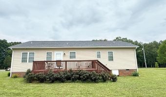 2749 Trent Hatchery Rd, Appomattox, VA 24522