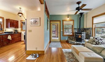 2245 Colestin Rd, Ashland, OR 97520