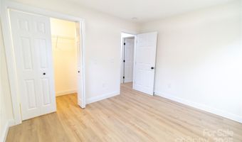 3501 Eastway Dr, Charlotte, NC 28205