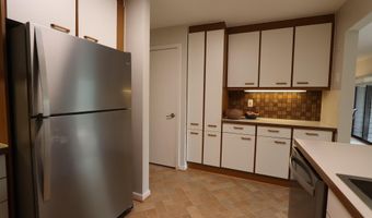 6 SPA CREEK Lndg B2, Annapolis, MD 21403