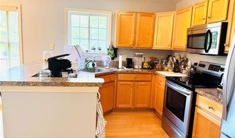 2808 Barclay Way, Ann Arbor, MI 48105