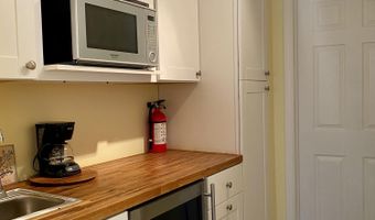 121 Bridge Ave, Bay Head, NJ 08742