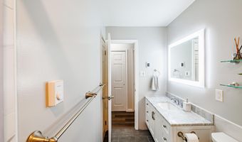 108 Mills Dr, Albrightsville, PA 18210