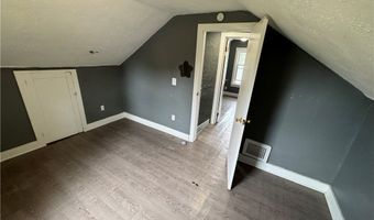 520 Ardella Ave, Akron, OH 44306