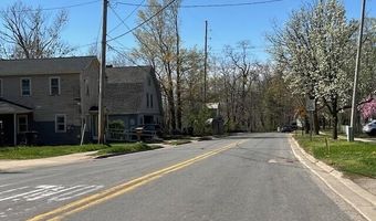 111 River St, Allegan, MI 49010