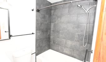1401 JOHNSTON Dr, Anniston, AL 36207