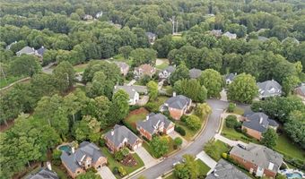 925 York Cv, Alpharetta, GA 30004