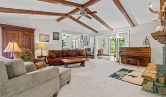 15 Tarifa Ln, Hot Springs Village, AR 71909