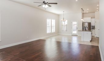 14731 Eva Cir, Athens, AL 35613